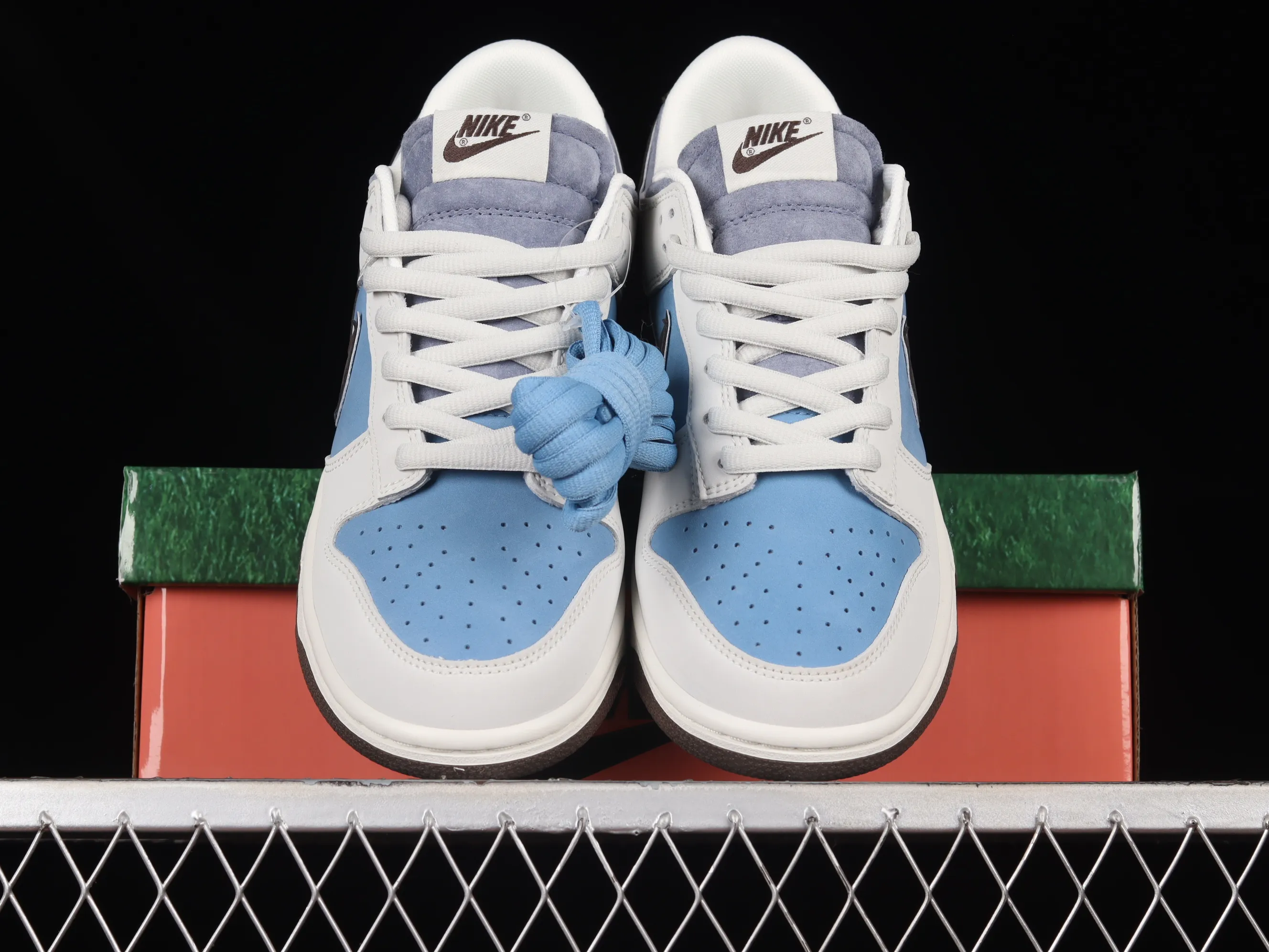 All Categories Nk SB Dunk Series Nk SB Dunk Low Low-top sneakers Nk SB Dunk Low World Cup themed SB low-top sports and leisure sneakers AT2022-666